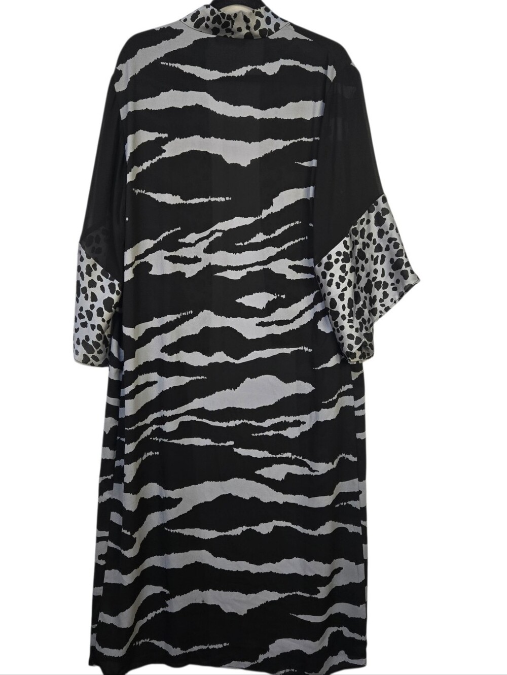 Dennis Basso Size XS Black&Silver Animal-Print Robe/kimono/Beach Cover-up - Picture 9 of 13